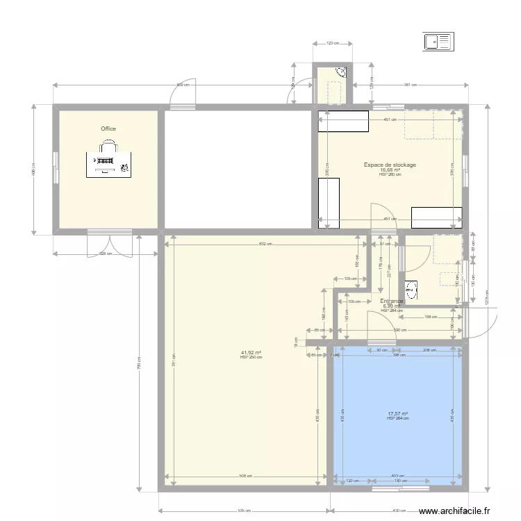 Sans meubles. Plan de 