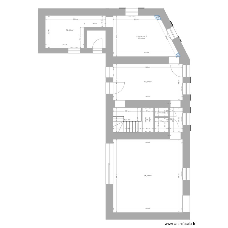 maison de Pauline 2. Plan de 8 pièces et 93 m2