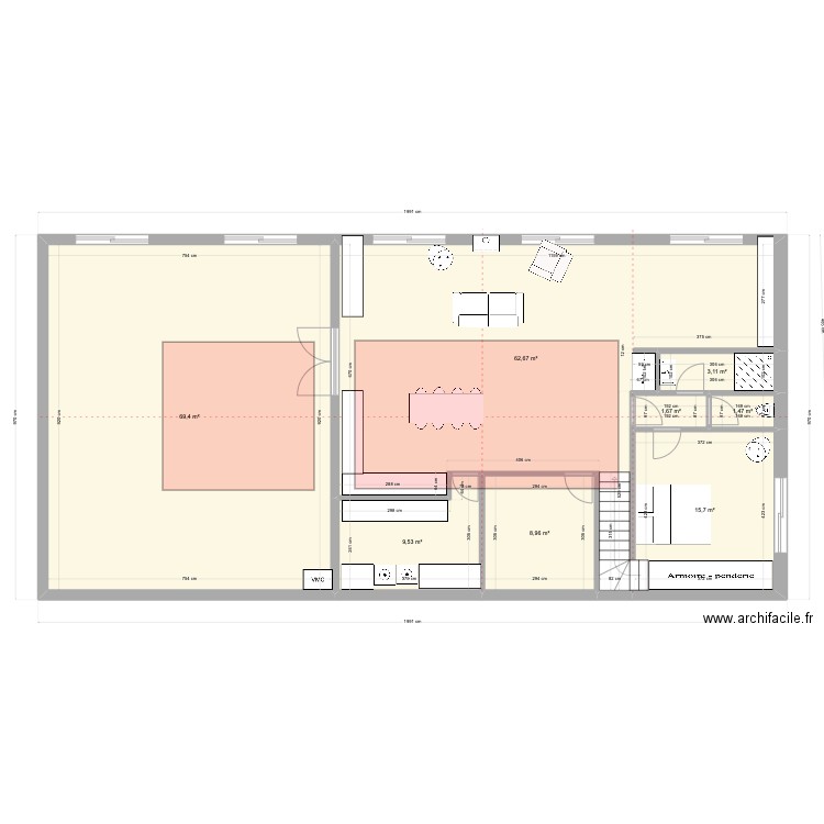 HANGAR 2. Plan de 8 pièces et 173 m2