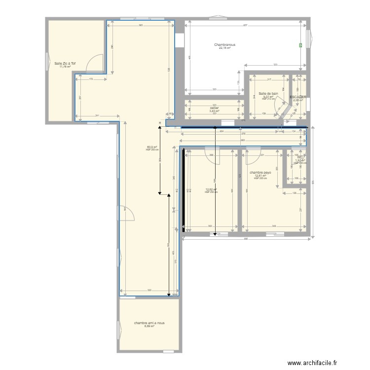 maison a nous. Plan de 10 pièces et 142 m2