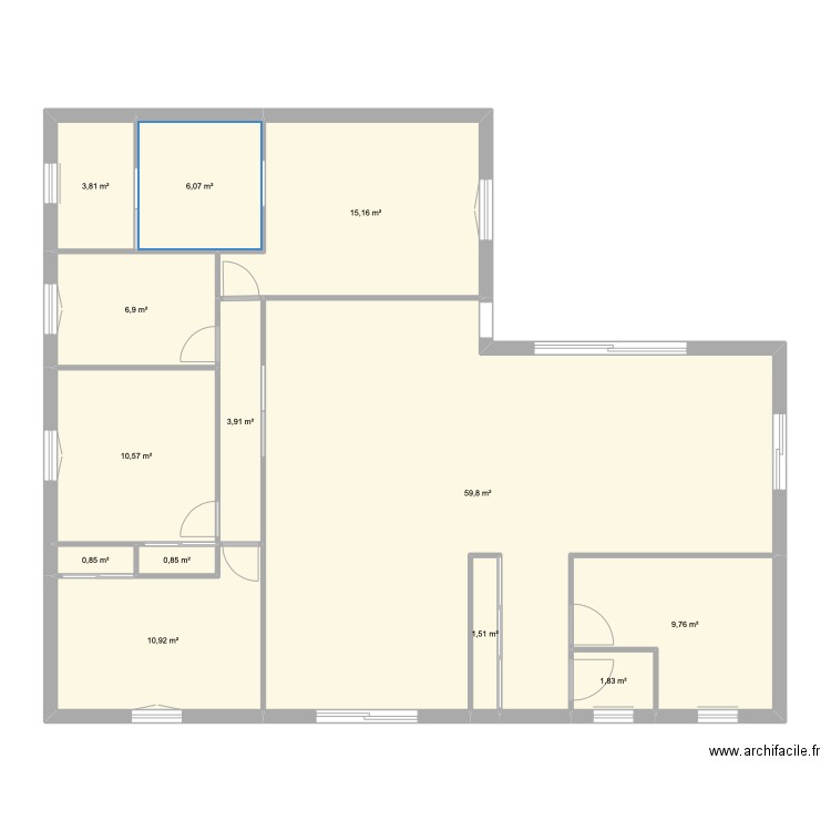 Maison 3. Plan de 13 pièces et 132 m2