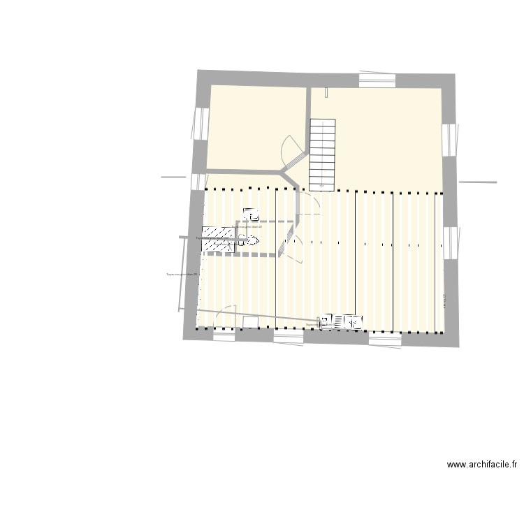 PLAN RDC passage evacuation. Plan de 8 pièces et 148 m2