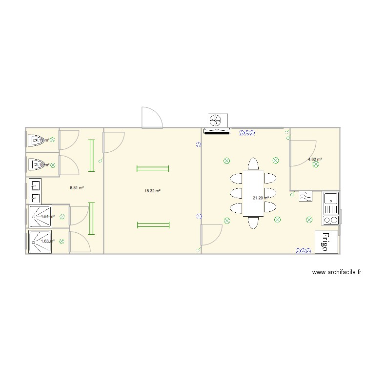 sanitaire vestiaire cuisine. Plan de 0 pièce et 0 m2