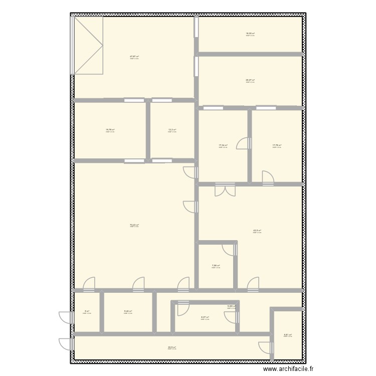 Labo Huet. Plan de 16 pièces et 348 m2