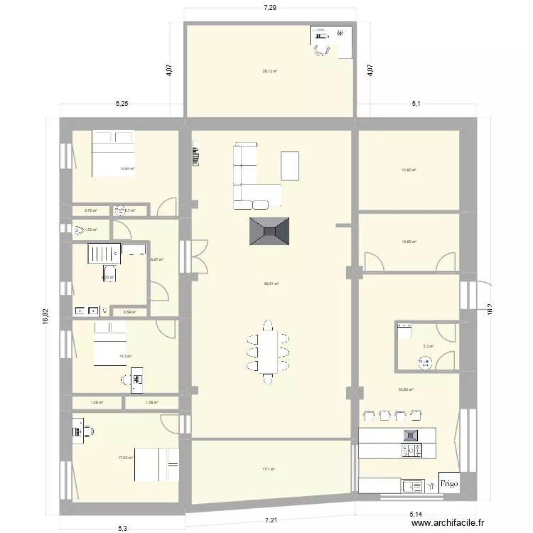 MAISON DERNIER PLAN. Plan de 18  et 267 m²