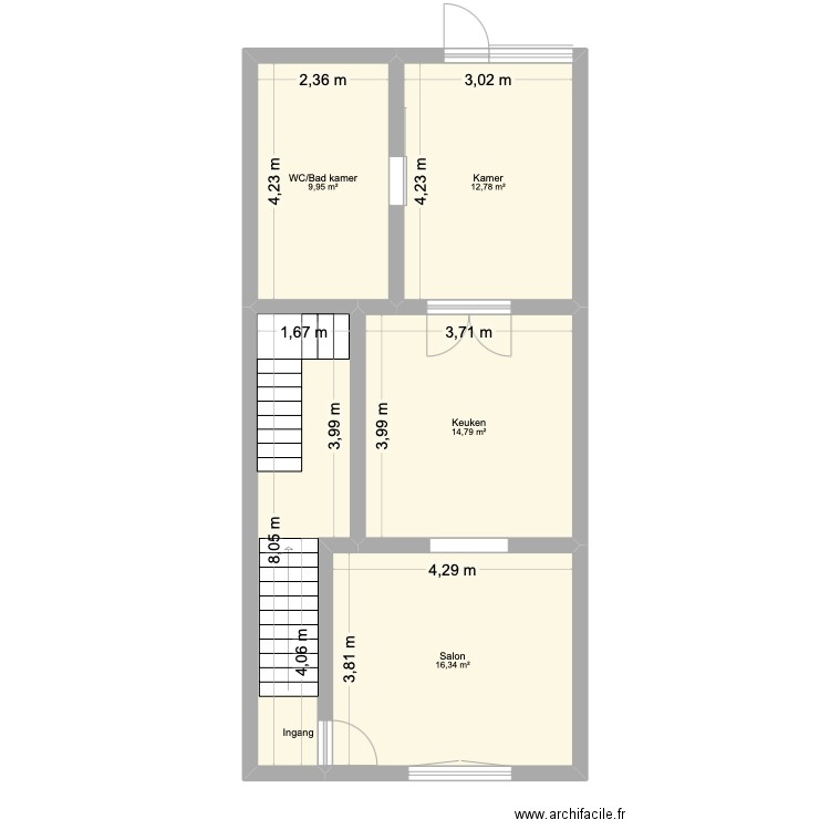 RDC. Plan de 5 pièces et 65 m2
