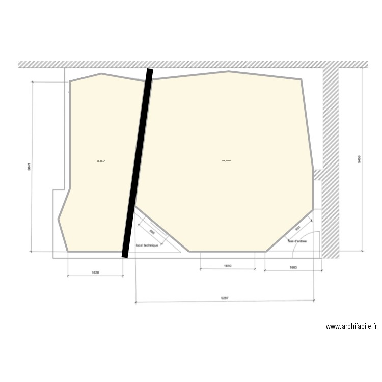 AUDI 1. Plan de 2 pièces et 233 m2