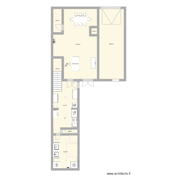 RDC. Plan de 8 pièces et 112 m2