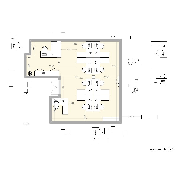 Bureau principal carre. Plan de 1 pièce et 74 m2