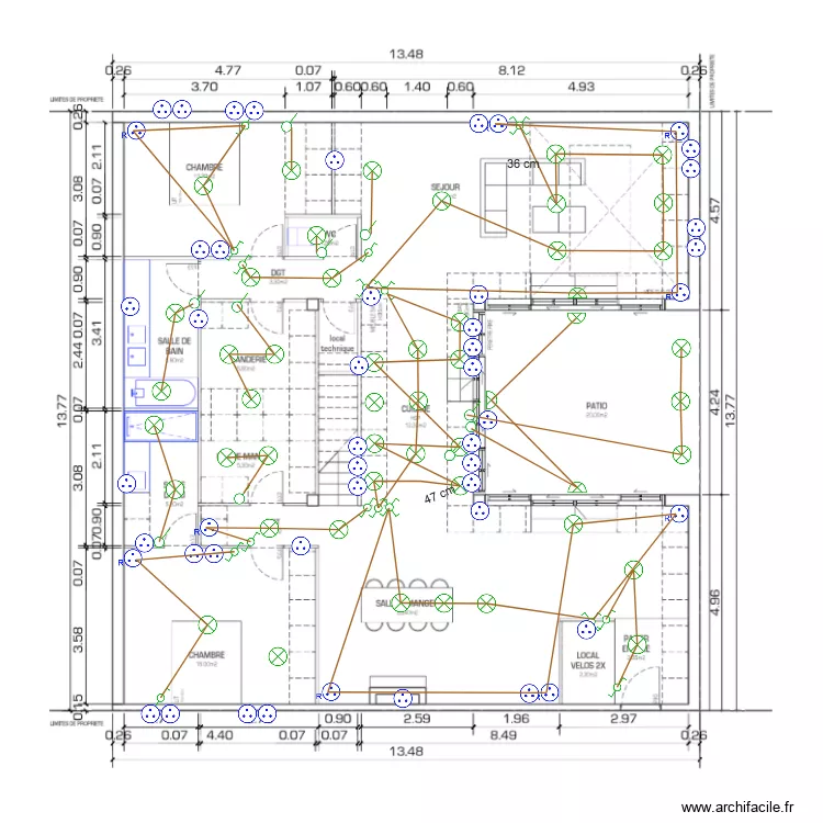 elec bas v2 et prise. Plan de 