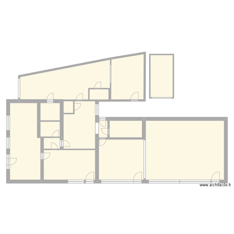 Astrid 2 RDC portes fenêtres. Plan de 9 pièces et 283 m2