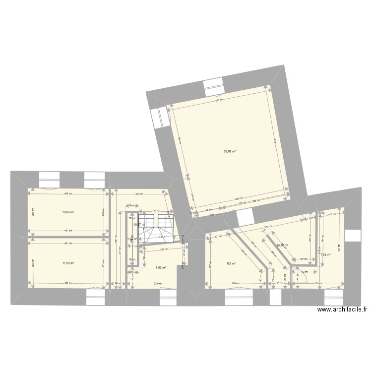 Mordelles - 3 Place Saint-Pierre. Plan de 17 pièces et 200 m2