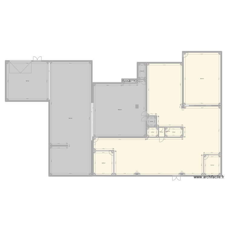 Marseille Final. Plan de 13 pièces et 596 m2