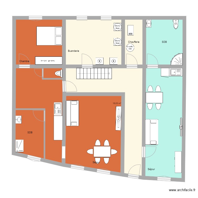 Rdc AM1 Meublé. Plan de 9 pièces et 122 m2