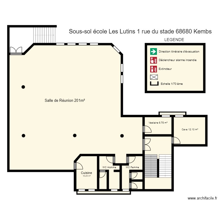 Sous sol  Ecole Les Lutins . Plan de 12 pièces et 305 m2