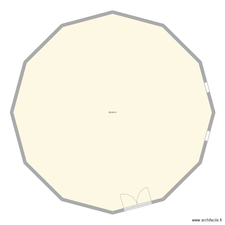 sale polivalente. Plan de 1 pièce et 225 m2