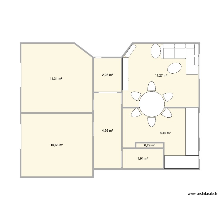 Appartement. Plan de 8 pièces et 51 m2
