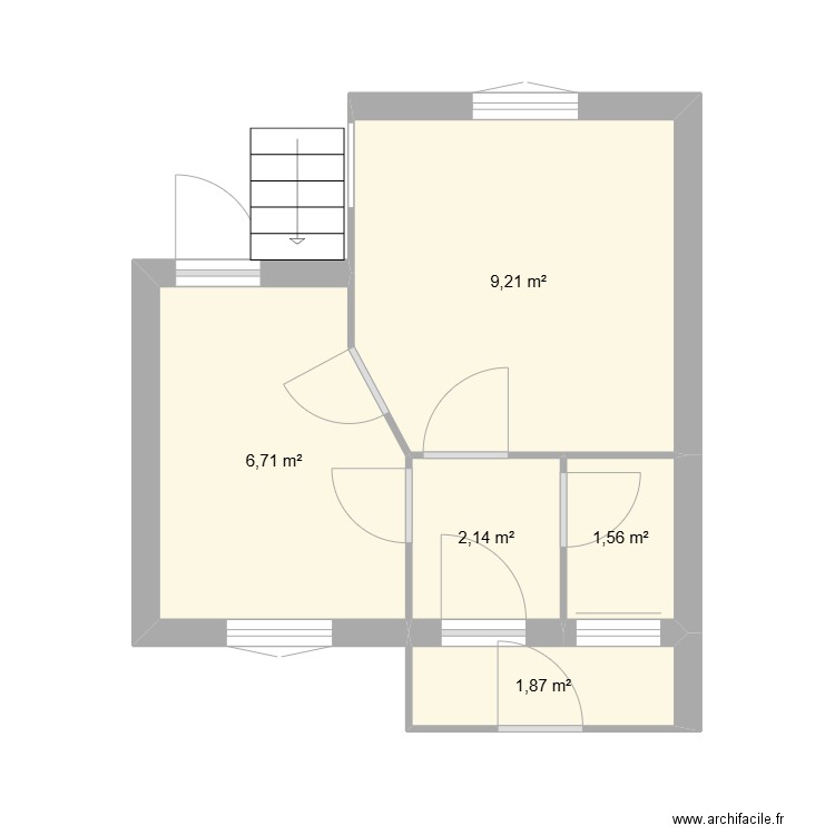 Maison 2- rdc (yaya). Plan de 5 pièces et 21 m2