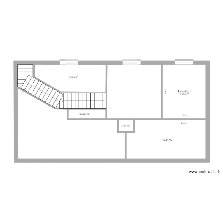 Etage. Plan de 0 pièce et 0 m2