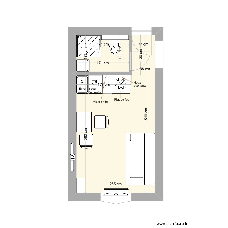 James close. Plan de 2 pièces et 13 m2