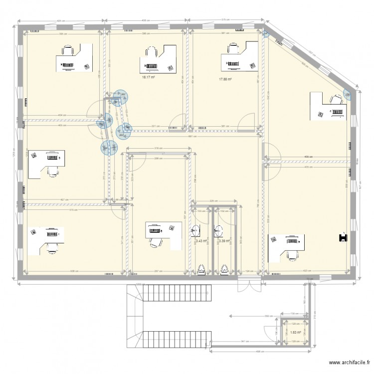 NCUMBA GARGES OK. Plan de 0 pièce et 0 m2