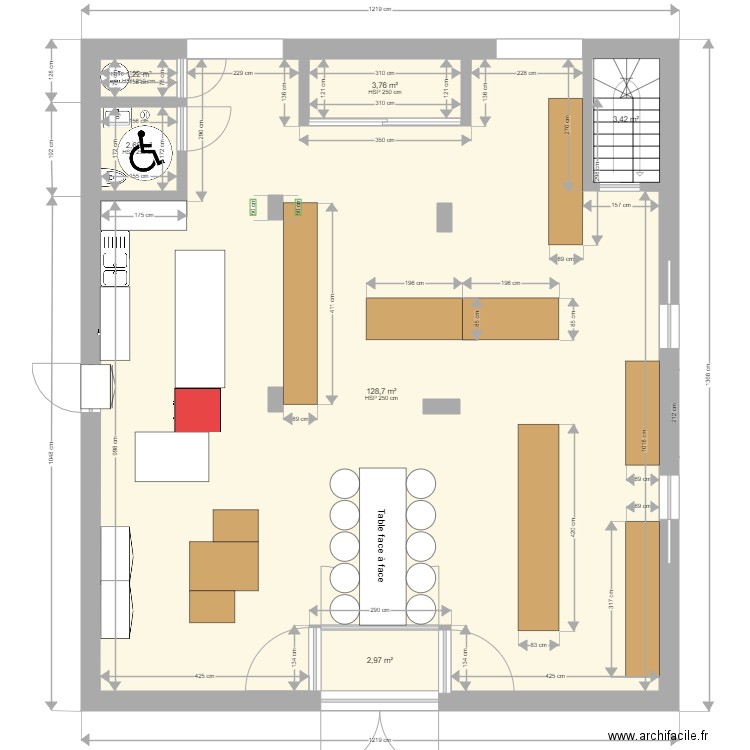 MAGASIN. Plan de 6 pièces et 143 m2