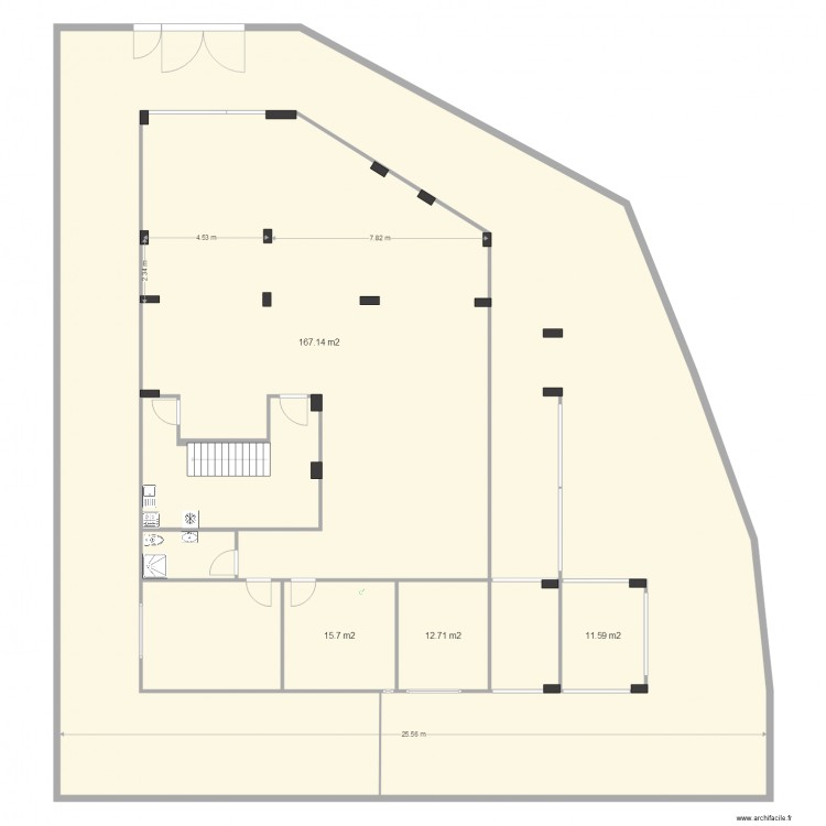 Villa entresol. Plan de 0 pièce et 0 m2