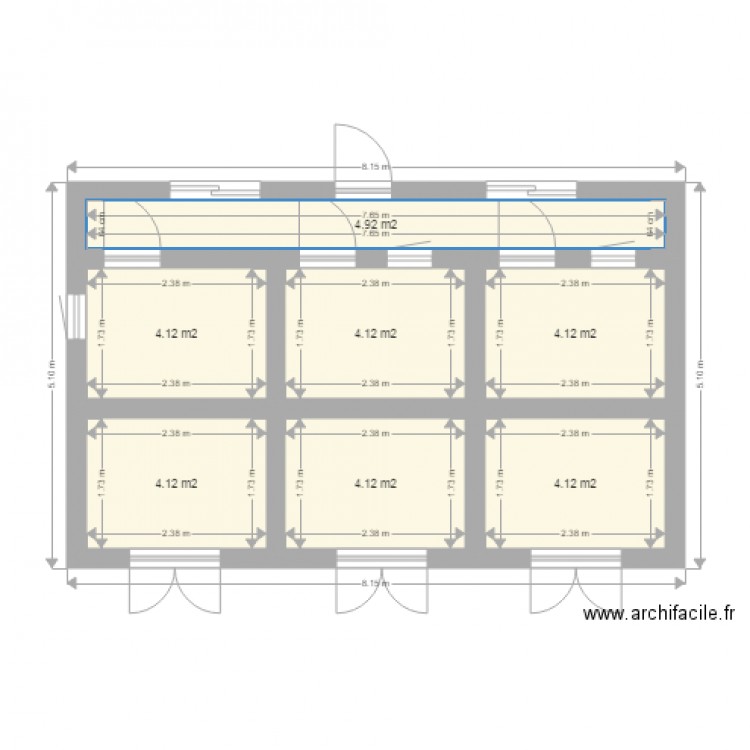 2022. Plan de 7 pièces et 30 m2