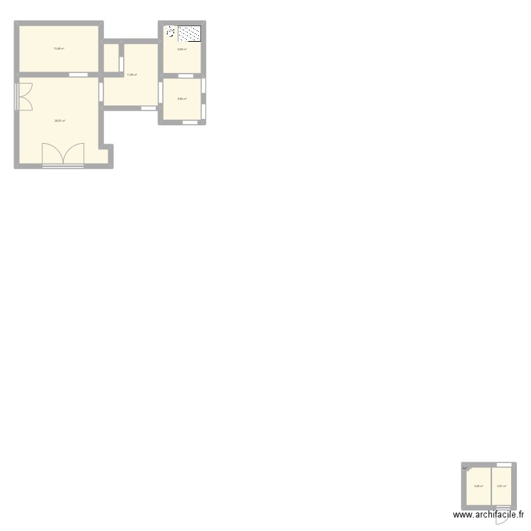 Maison. Plan de 8 pièces et 69 m2