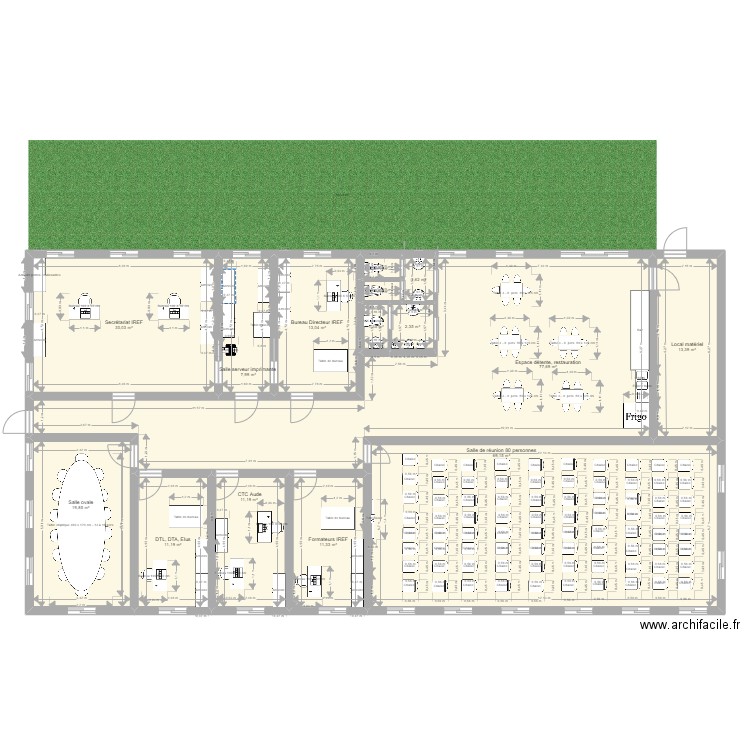 IREF 300m2 avec salle réunion 80 personnes. Plan de 15 pièces et 272 m2