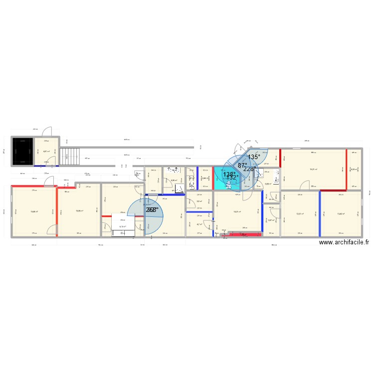 final coter droit 1. Plan de 21 pièces et 175 m2