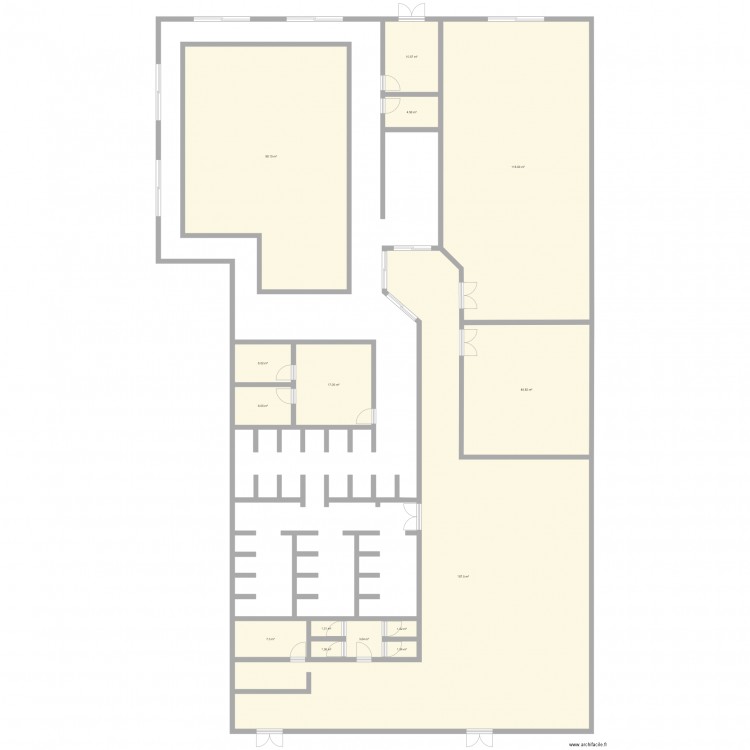 Local Neuf centre. Plan de 0 pièce et 0 m2