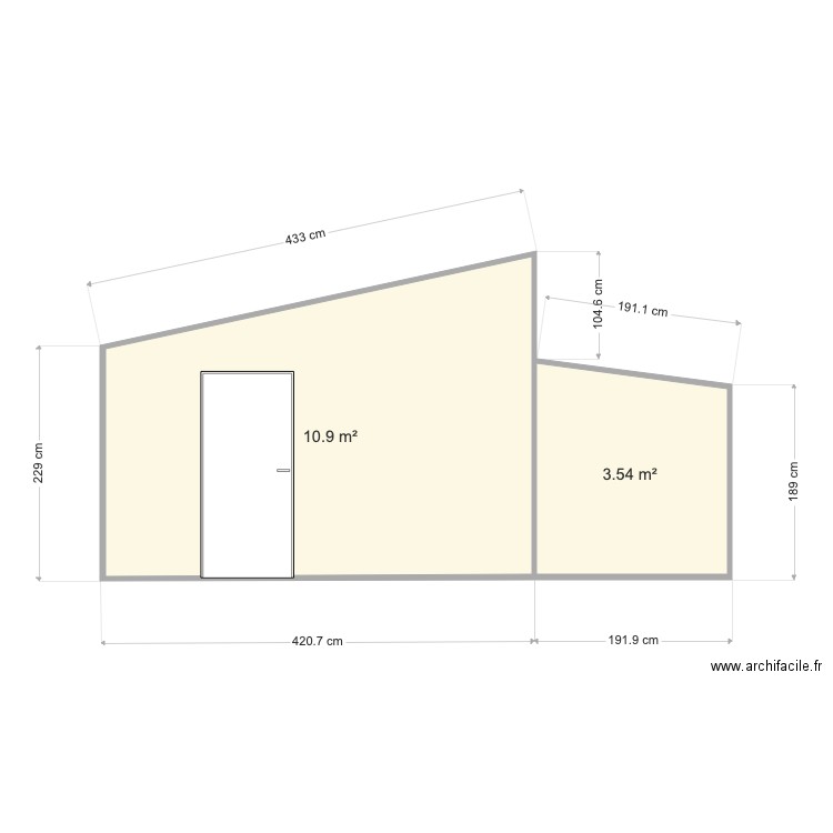 facade abri. Plan de 2 pièces et 14 m2