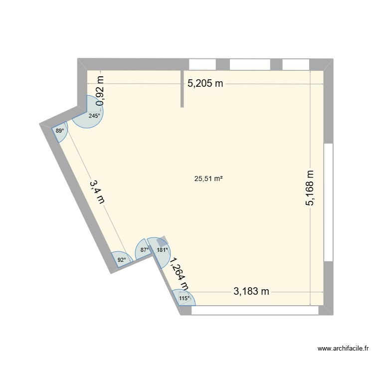 entree. Plan de 0 pièce et 0 m2