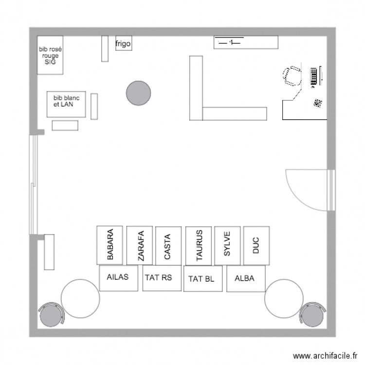 amégements intérieurs erp. Plan de 0 pièce et 0 m2