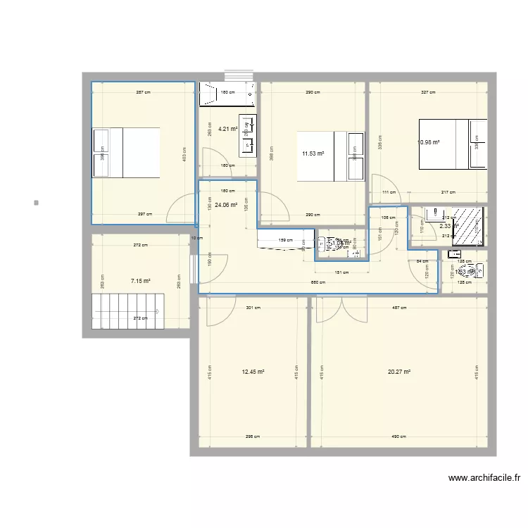 fusain original etage renov&eacute;. Plan de 