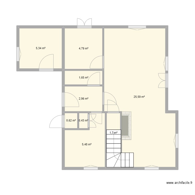 Saint-Luc RDC. Plan de 9 pièces et 49 m2