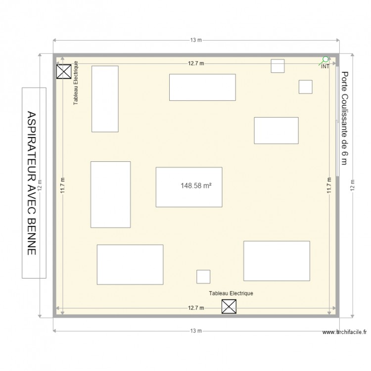 ATELIER MENUISERIE avec  MACHINE . Plan de 0 pièce et 0 m2