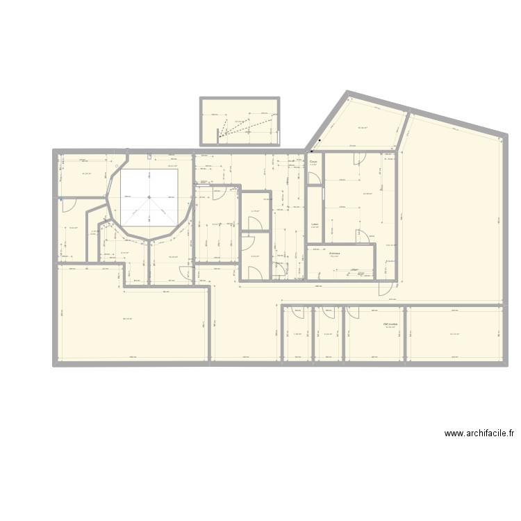 v5 Paris. Plan de 22 pièces et 435 m2