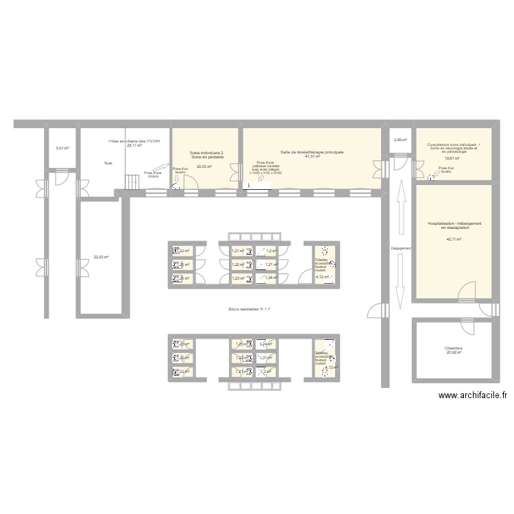 HDS Kiganda -  Bâtiment tranformé en  service kiné. Plan de 0 pièce et 0 m2