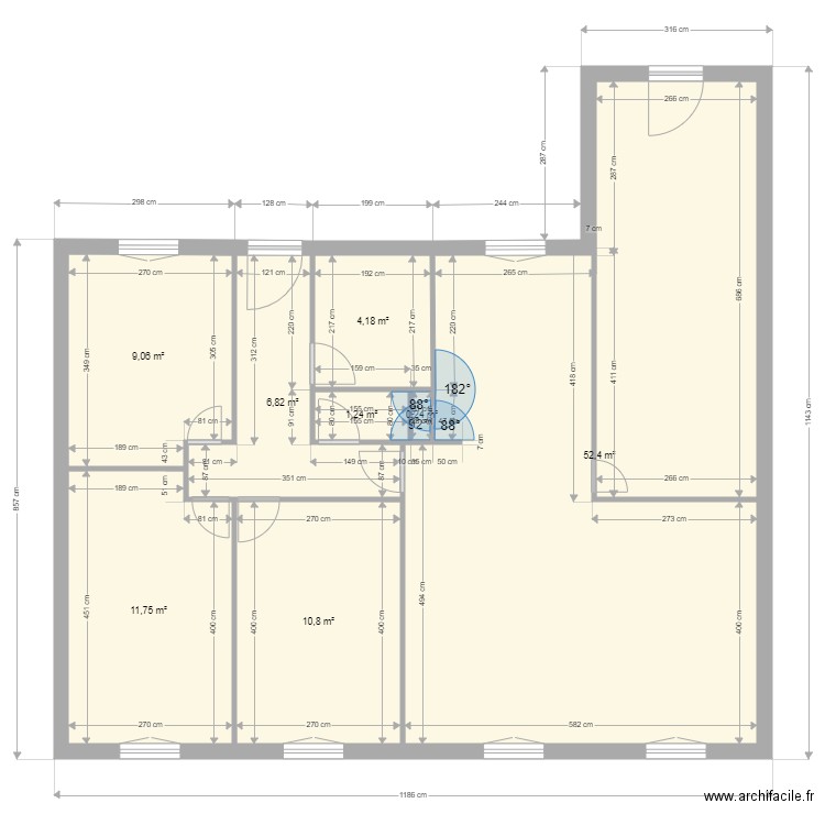 MARCLOPT. Plan de 14 pièces et 200 m2