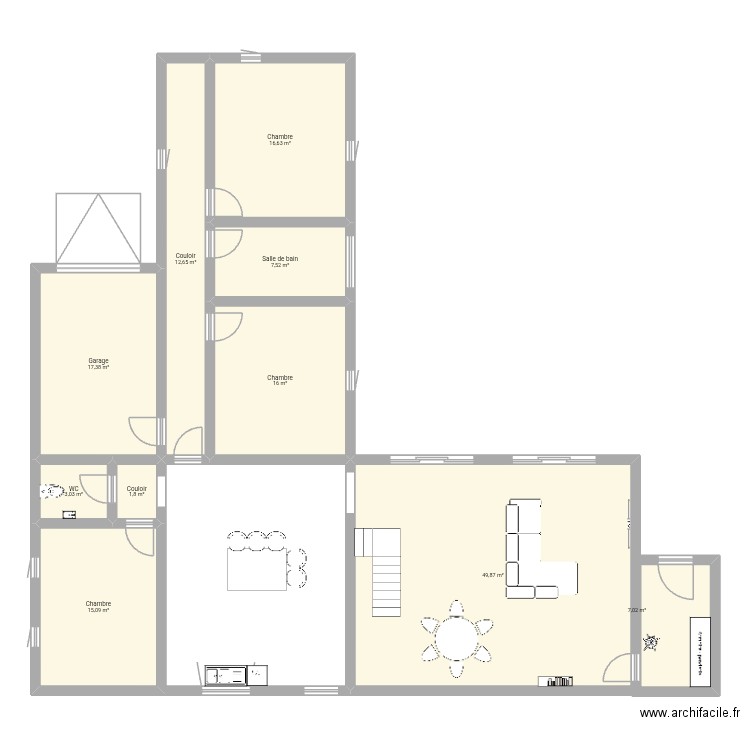 Maison Dours. Plan de 10 pièces et 147 m2