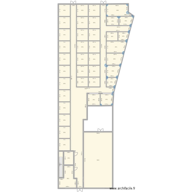 Reimst Chefneux. Plan de 42 pièces et 667 m2