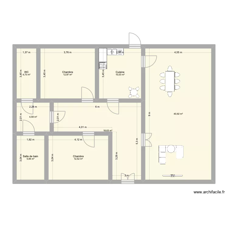 Mouila 2. Plan de 8 et 110 m² Mouila 2. Plan de 8 et 110 m²