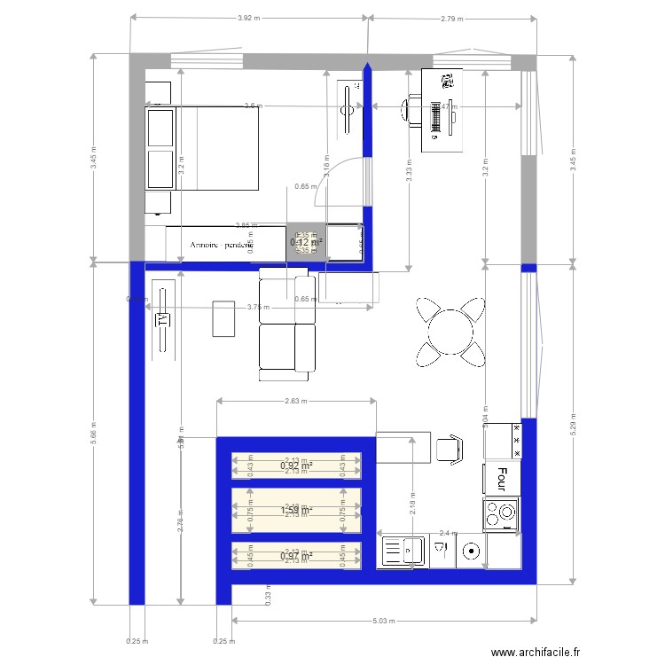 Appart. Plan de 4 pièces et 4 m2
