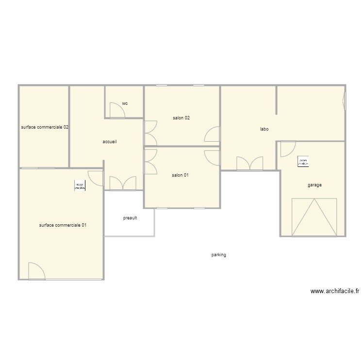 sci carradu funé. Plan de 9 pièces et 131 m2