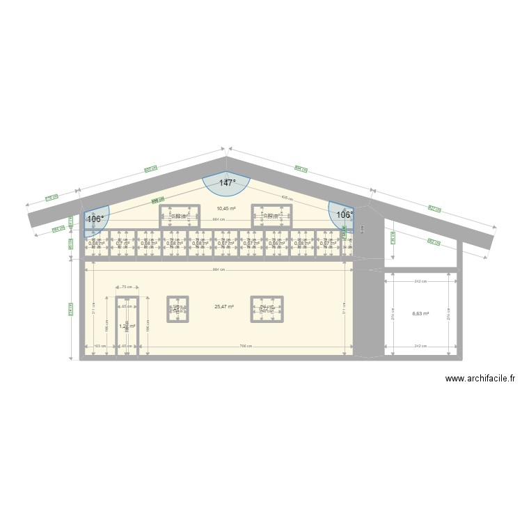 Facade projetée 1.0. Plan de 18 pièces et 55 m2