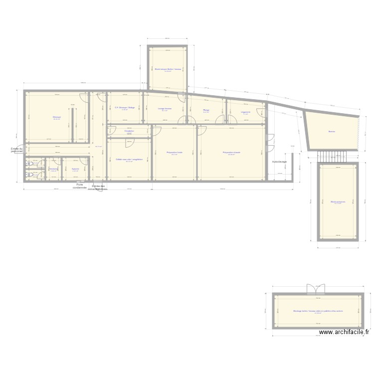 La table Gasconne 000. Plan de 18 pièces et 236 m2