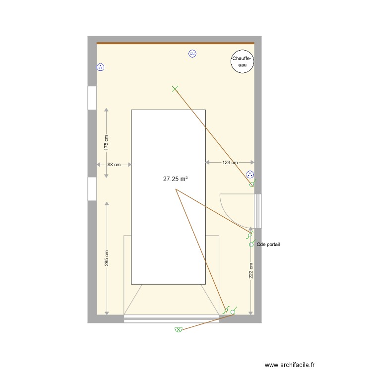 Garage. Plan de 0 pièce et 0 m2