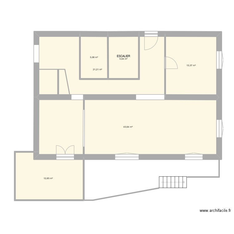 maison. Plan de 6 pièces et 102 m2